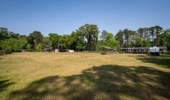 18 Quiet Cove Way, Beaufort, SC 29907