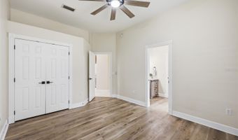 13525 PALM Dr, Astatula, FL 34705
