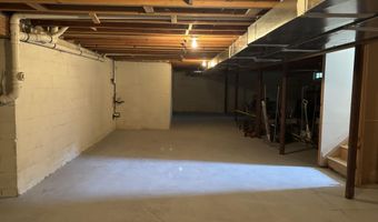 1025 Seaman Ave, Beachwood, NJ 08722