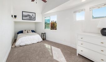 3028 Del Rey Ave, Carlsbad, CA 92009