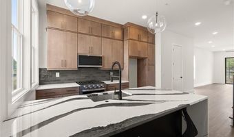 634 Soul Aly 109, Alpharetta, GA 30009