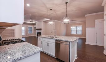 14668 Greenleaf Dr, Athens, AL 35613