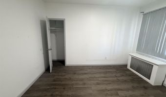 28 E 32ND St 2, Bayonne, NJ 07002
