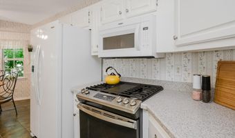 104 FOREST HILLS Cir, Alabaster, AL 35007