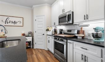 5912 SW Gentle Winds Ave, Bentonville, AR 72713