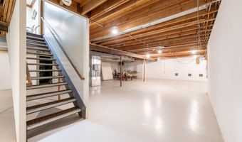 144 Barton North Dr, Ann Arbor, MI 48105