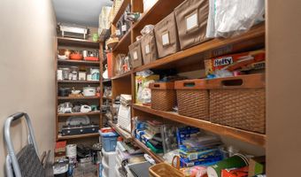 5216 N Colonial, Bel Aire, KS 67226