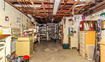 1904 Old Louisquisset Pike, Lincoln, RI 02865