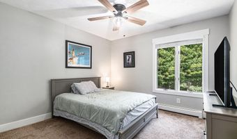9898 68th Ave, Allendale, MI 49401
