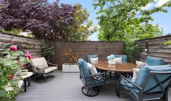 4724 CROSS St, Philadelphia, PA 19128