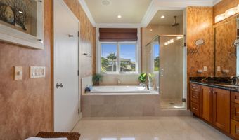161 Wailea Ike Pl D-201, Kihei, HI 96753