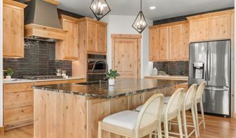 1366 Eliza Ave, Berthoud, CO 80513