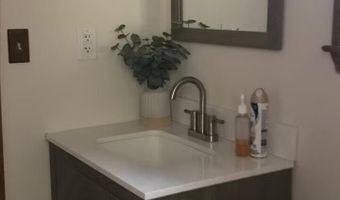 7 Wintergreen Ct, Albrightsville, PA 18210