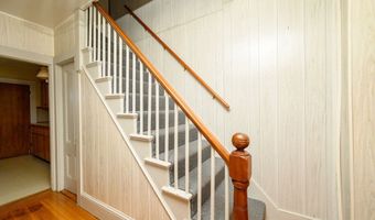 2 Harbell Ter, Boston, MA 02122