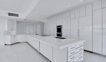 19707 Turnberry Way TS-2, Aventura, FL 33180