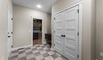 2008 Little Creek Cir, Rockford, MN 55373
