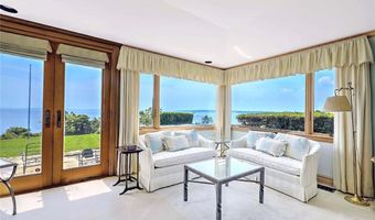 69 Nayatt Rd, Barrington, RI 02806
