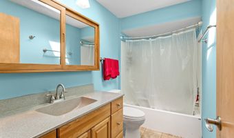 9630 SW ROBBINS Dr, Beaverton, OR 97008