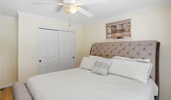 212 Lexington Ave, North Providence, RI 02904