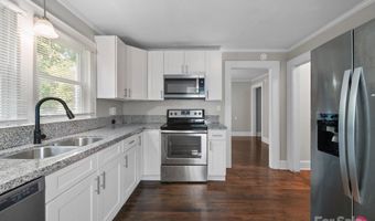 322 Peachtree St, Albemarle, NC 28001
