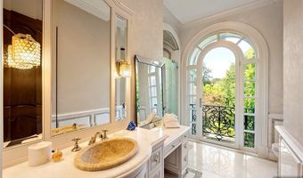 31 Rio Vista Dr, Alpine, NJ 07620