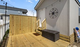514 E Ft Macon Rd, Atlantic Beach, NC 28512