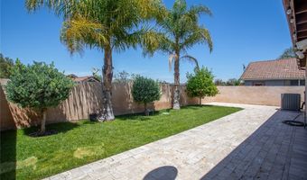 7975 E Altair Ln, Anaheim, CA 92808