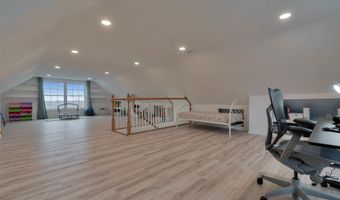58 Village Place Dr, Barrington, NH 03825