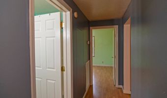 93 Lyall Hill Dr, Alderson, WV 24910