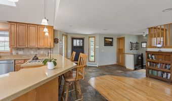 1342 Stagecoach Trl S, Afton, MN 55001