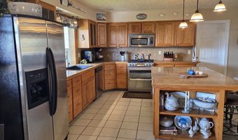 814 PARADISE Ln, Brookings, OR 97415