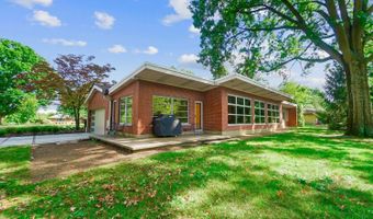 8389 Arborcrest Dr, Amberley, OH 45236