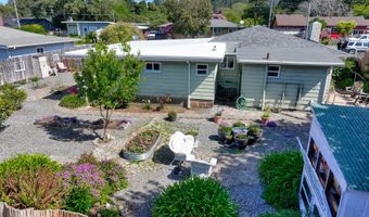 311 MAPLE St, Brookings, OR 97415