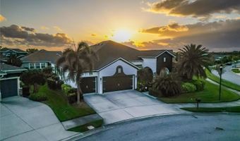 6927 CRESTPOINT Dr, Apollo Beach, FL 33572