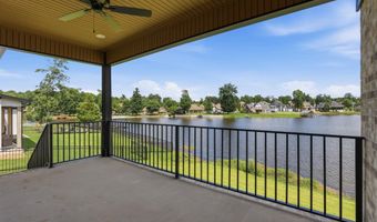7648 S Shoreline Blvd, Benton, AR 72019
