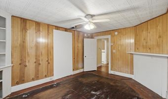 105 Hicks Ave, Bennington, VT 05201