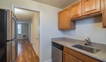 214 N GEORGE MASON Dr 214-4, Arlington, VA 22203