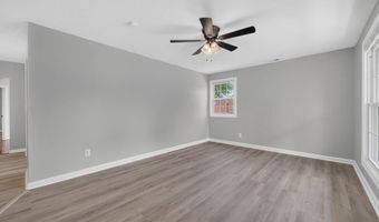 4906 UPLAND Dr, Alexandria, VA 22310