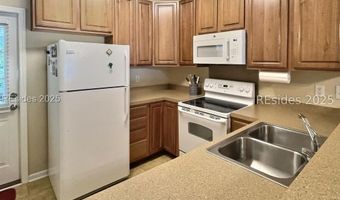38 Running Oak Dr, Bluffton, SC 29910