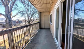 10320 WESTLAKE Dr E301, Bethesda, MD 20817