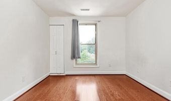 3334 WOODBURN VILLAGE Dr 33, Annandale, VA 22003