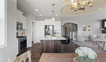 6644 Lamplight Dr, Albertville, MN 55301