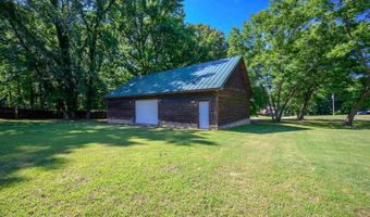 100 Plantation Ln, Batesville, AR 72501