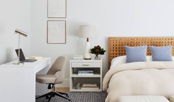 7 Ashwood Ct, Amagansett, NY 11930