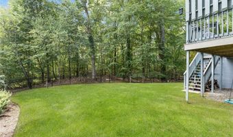 7 Cathedral Ct, Cumberland, RI 02864