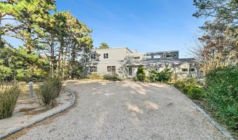 37 Gilberts Path, Amagansett, NY 11930