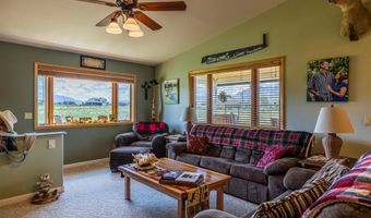 14 Absoraka Dr, Cody, WY 82414