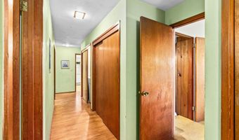 883 S 57TH St, Springfield, OR 97478