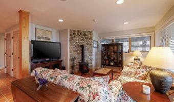 29 Wohoa Bay Dr, Addison, ME 04606