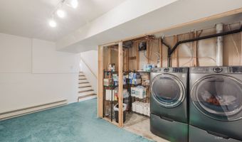 2106 Colonial Dr, Elko, NV 89801